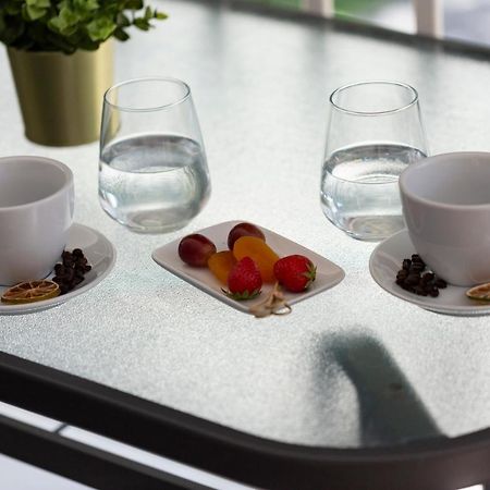 Mama'S House Luxury Apartments فلوغيتا المظهر الخارجي الصورة